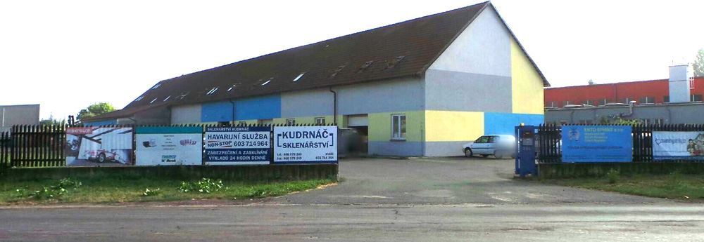 Sklenářství Pardubice, Chrudim, Hradec Králové Budova Sklenářství Kudrnáč v Pardubicích